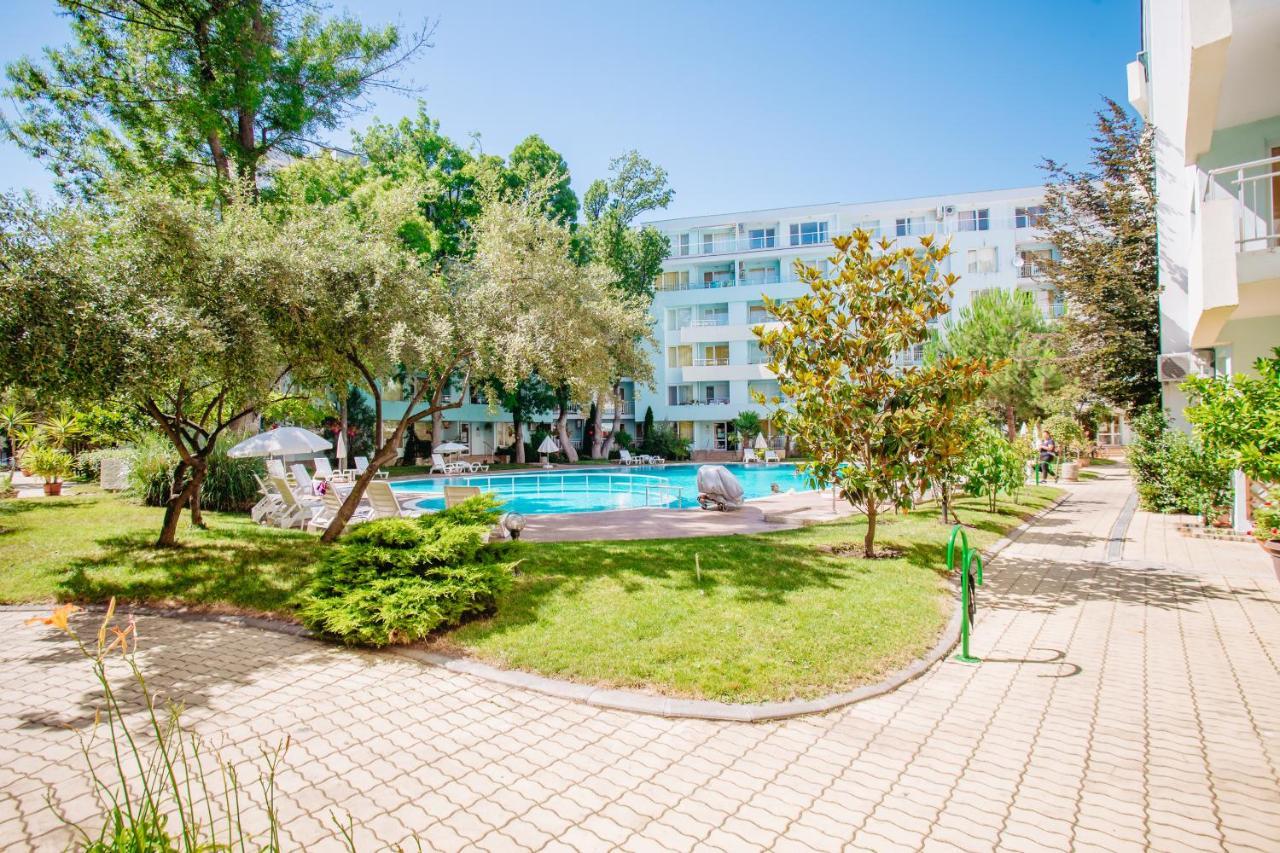Mng Holiday Yassen Apartments サニービーチ エクステリア 写真