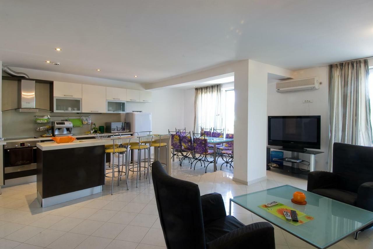 Mng Holiday Yassen Apartments サニービーチ エクステリア 写真